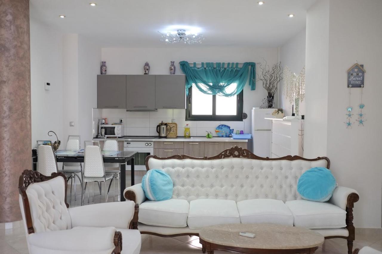 Irenes Apartment Kallithea  المظهر الخارجي الصورة