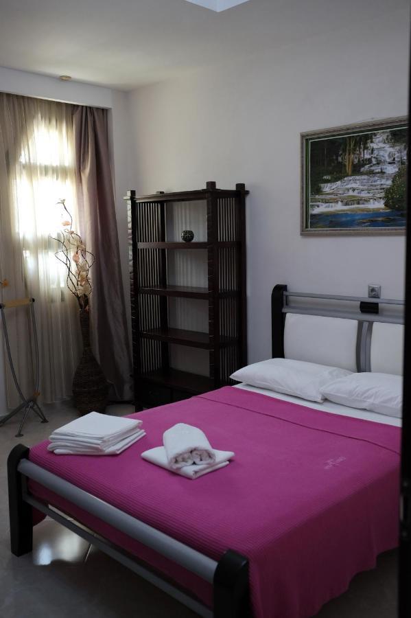 Irenes Apartment Kallithea  المظهر الخارجي الصورة