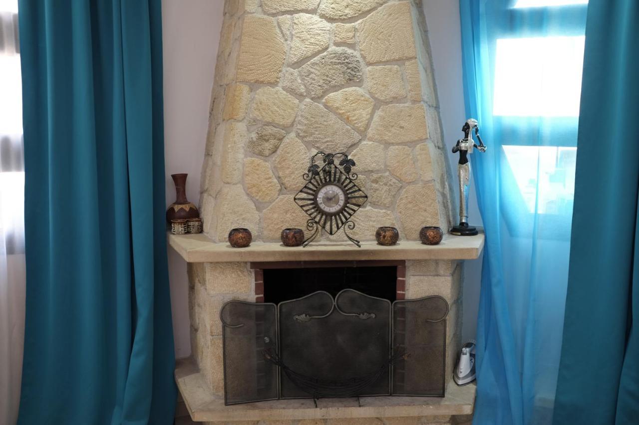 Irenes Apartment Kallithea  المظهر الخارجي الصورة