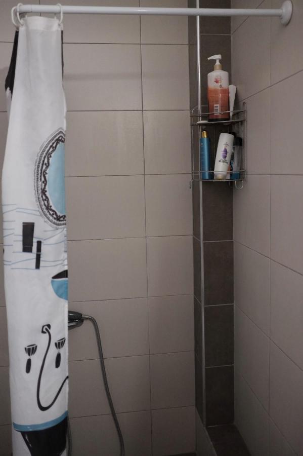Irenes Apartment Kallithea  المظهر الخارجي الصورة